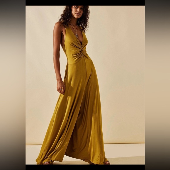 Free People Pants - NWOT FREE PEOPLE Sz XS HARLOW ONE PIECE WIDE LEG JUMPSUIT HONEY MUSTARD